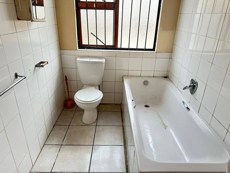 4 Bedroom Property for Sale in Mthata Eastern Cape